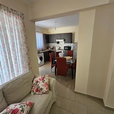 Stefaris Sea & Mountain View * 拉纳卡