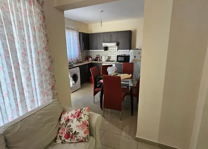 Stefaris Sea & Mountain View * 拉纳卡