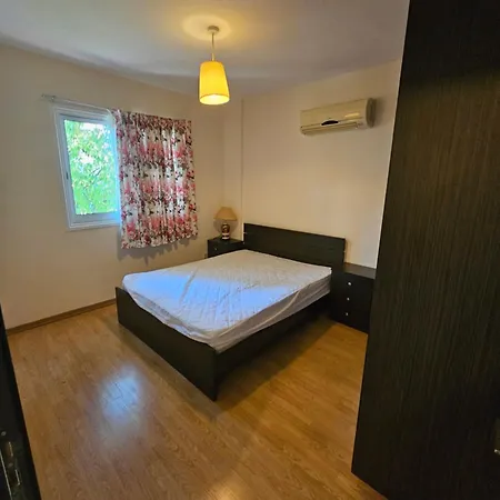 Stefaris Sea & Mountain View Apartament *